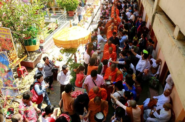 Nhiều hoạt động văn hóa tại chùa Candaransi ảnh 11 a vgiang03.JPG