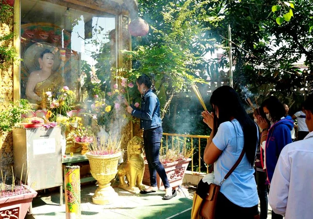 Nhiều hoạt động văn hóa tại chùa Candaransi ảnh 3 a vgiang06.JPG