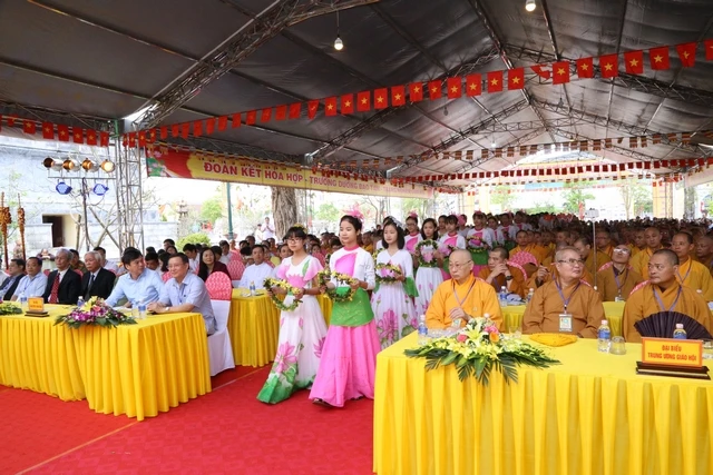 Tổ chức trọng thể Đại hội Phật giáo tỉnh Nam Định ảnh 1 61vamt.jpg