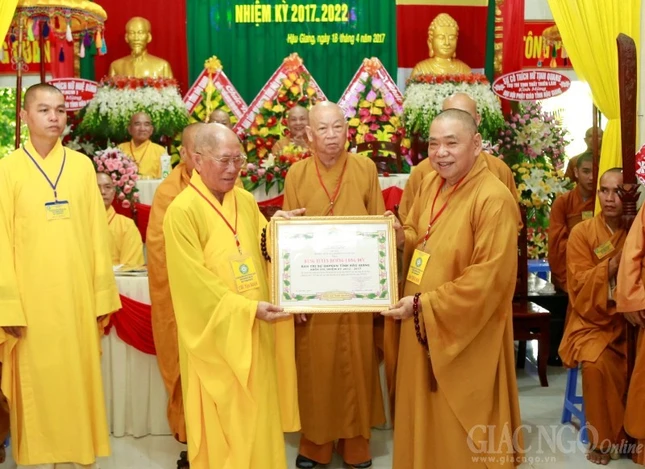 Trang nghiêm tổ chức Đại hội Phật giáo tỉnh Hậu Giang ảnh 8 H8.jpg