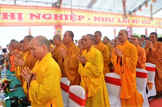 chua kim quang bn (10).jpg
