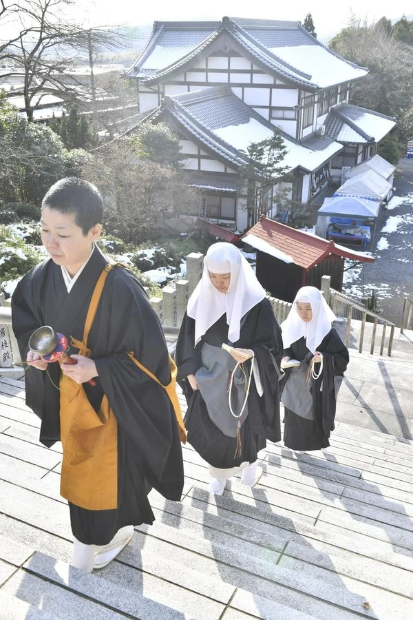 Thực tập làm nữ tu tại một ngôi chùa ở Kyoto ảnh 1 pgnn.jpg