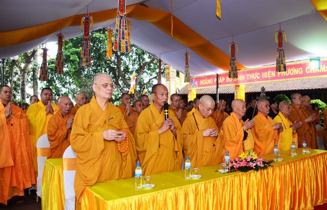 Hà Nội: Tưởng niệm cố Trưởng lão HT.Kim Cương Tử ảnh 6 12_1.jpg