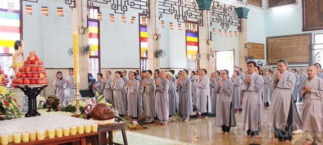 TP.HCM: Lễ tắm Phật tại chùa Xá Lợi ảnh 2 3xl.jpg