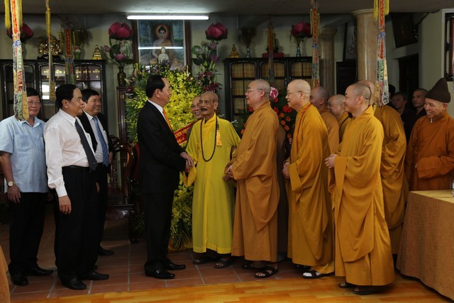 Chủ tịch nước chúc mừng Phật đản Đức Pháp chủ ảnh 4 img_1139.jpg