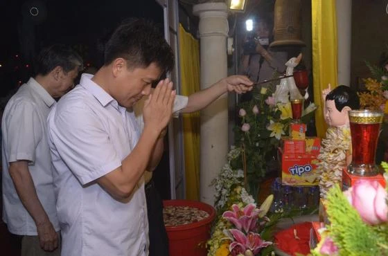 Đêm rước Phật đản sinh ở Thọ Xuân ảnh 2 mtong 2.jpg