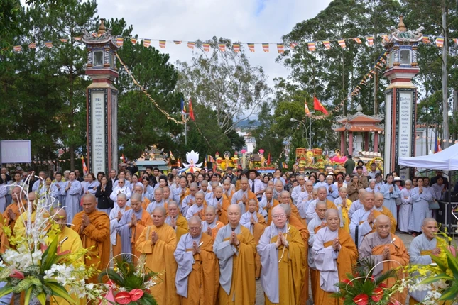 PG Đà Nẵng, Lâm Đồng cử hành Đại lễ Phật đản ảnh 7 DSC_3190.JPG