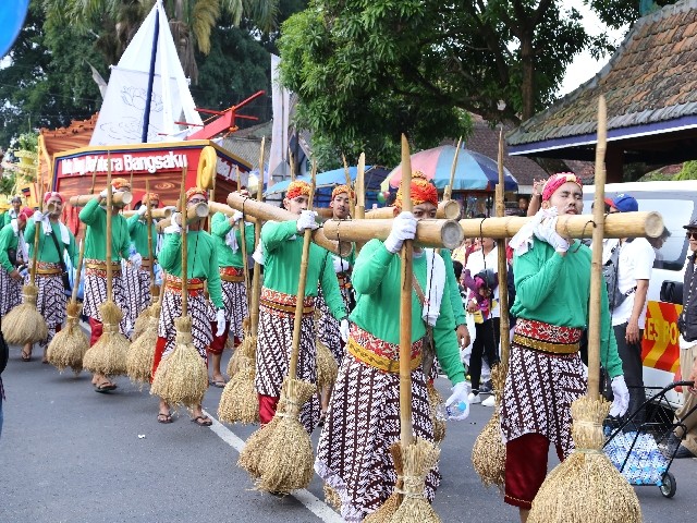 Chùm ảnh: Trang nghiêm rước Phật tại Indonesia ảnh 15 Chùm ảnh: Trang nghiêm rước Phật tại Indonesia ảnh 15