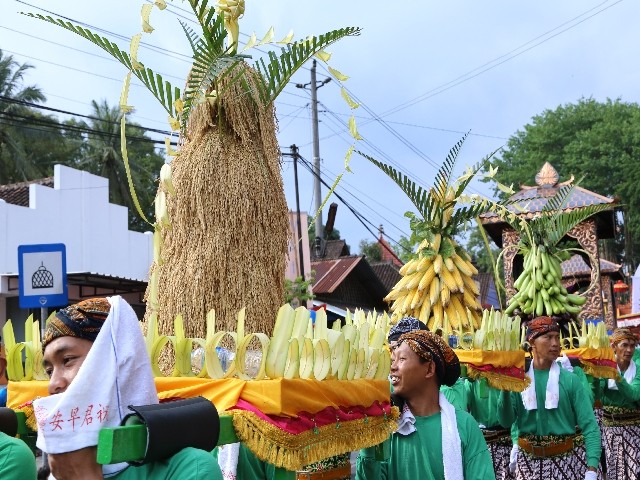 Chùm ảnh: Trang nghiêm rước Phật tại Indonesia ảnh 20 Chùm ảnh: Trang nghiêm rước Phật tại Indonesia ảnh 20