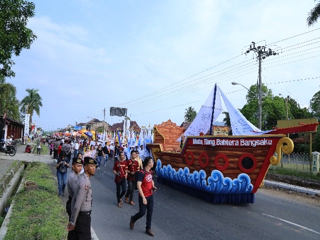 Chùm ảnh: Trang nghiêm rước Phật tại Indonesia ảnh 39 Chùm ảnh: Trang nghiêm rước Phật tại Indonesia ảnh 39