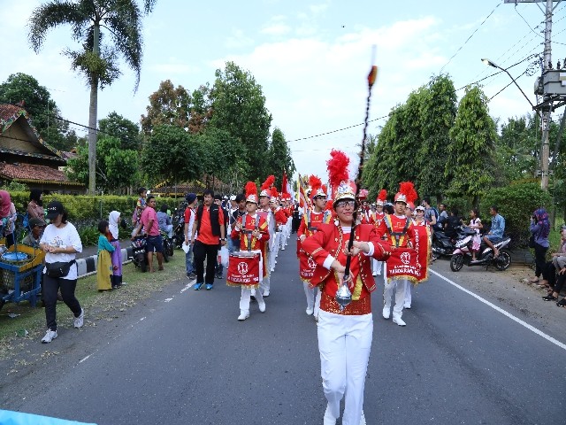 Chùm ảnh: Trang nghiêm rước Phật tại Indonesia ảnh 7 Chùm ảnh: Trang nghiêm rước Phật tại Indonesia ảnh 7