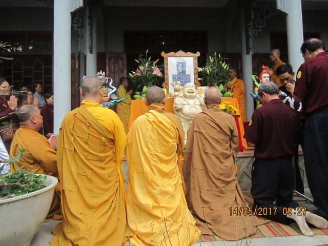 a35 (chua Thien tu).JPG