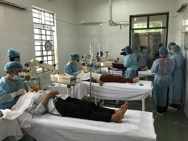 Quan Âm tu viện với chương trình "Ánh sáng từ tâm" ảnh 1 a kham mat 3.jpg