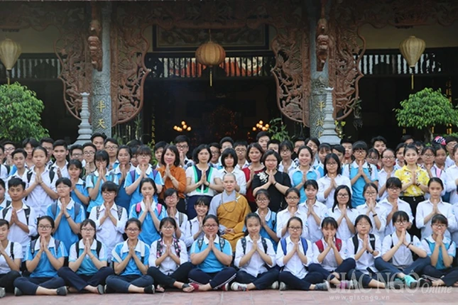 ANH HS (2).JPG