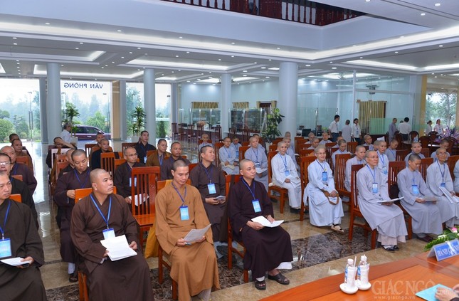 Thi tuyen sinh khoa XII (1a).jpg