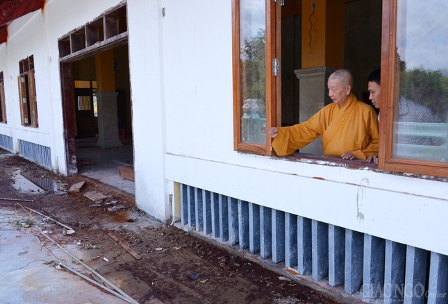 Thi tuyen sinh khoa XII (31).jpg