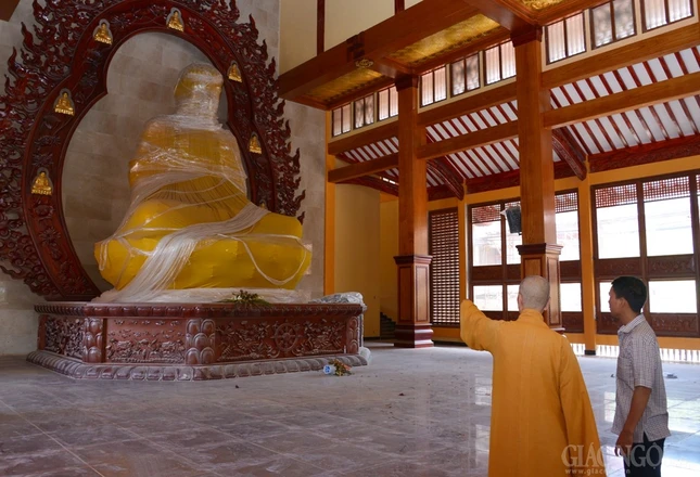 Thi tuyen sinh khoa XII (32).jpg