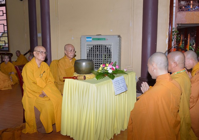 Tac phap an cu - chua Pho Quang (8).JPG