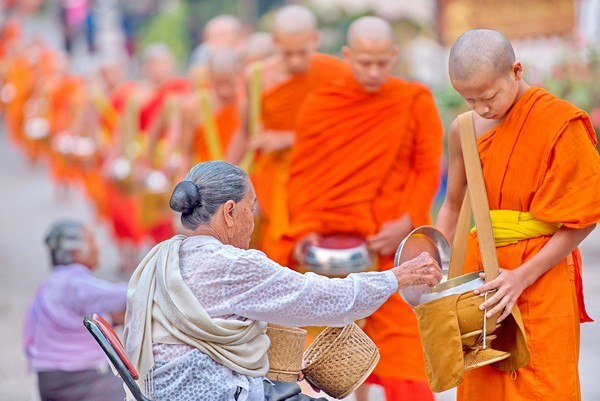 Lợi ích người trì giới luật ảnh 1 trigioiluat.jpg