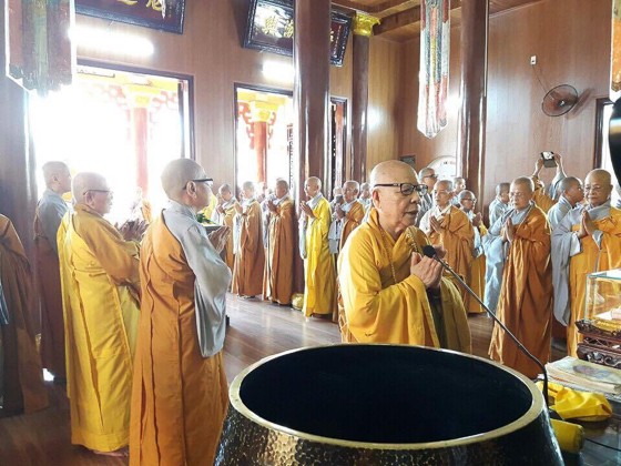 Phật giáo Đà Nẵng tác pháp, kiết giới An cư ảnh 3 ancu2017 (34).jpg