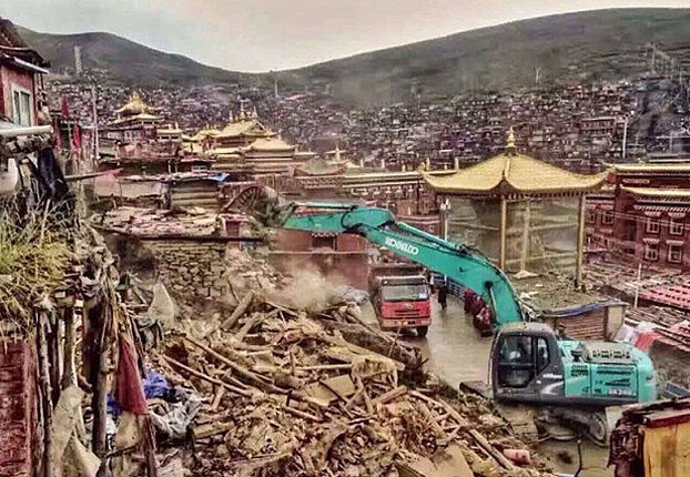 Tăng cường phá hủy học viện Larung Gar ảnh 1 tibet-larungdemolish-sept302016.jpg