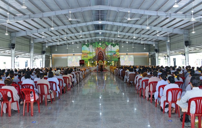 Khoa tu ngay 25-6 (5).JPG