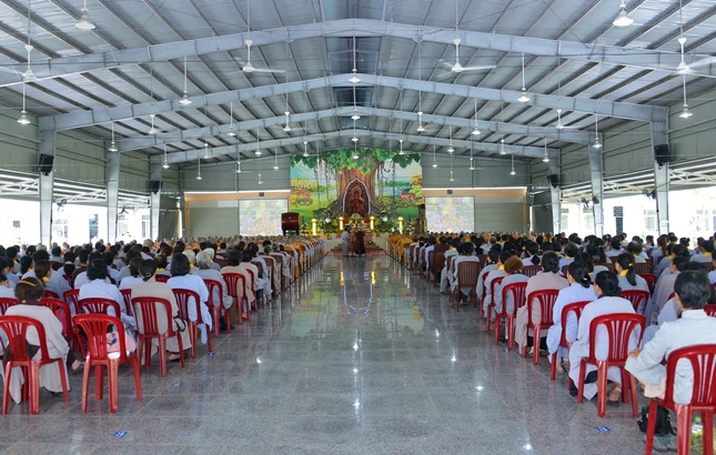 Khoa tu ngay 25-6 (5).JPG