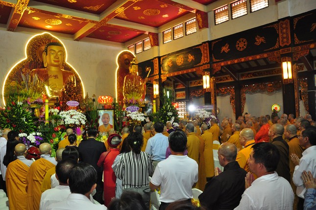 Vị Hòa thượng cúng chùa ở Đài Loan cho GHPGVN ảnh 3 2vn.jpg