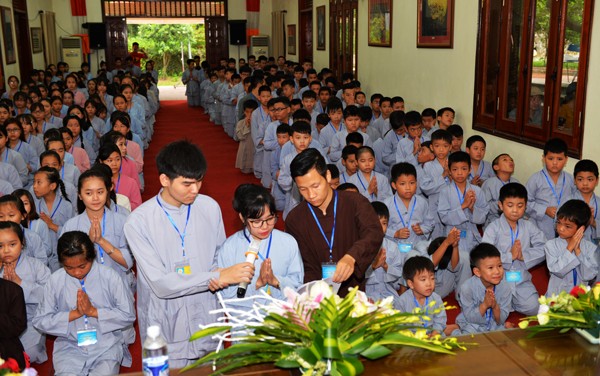 Gần 300 bạn trẻ về chùa Phật Tích tu 5 ngày ảnh 3 dsc_8341.jpg