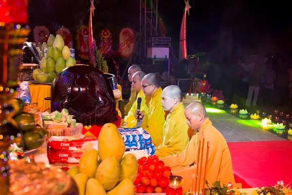 Thêm các hoạt động cầu siêu liệt sĩ nhân ngày 27-7 ảnh 2 a3--.jpg