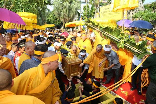 Lễ tưởng niệm, nhập bảo tháp HT.Thích Hạnh Nghiêm ảnh 11 IMG_1410.JPG