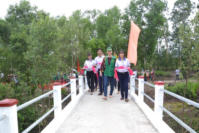 Phật tử Lá Bồ Đề cúng dường, xây cầu tại Bạc Liêu ảnh 3 DSC_0146.jpg