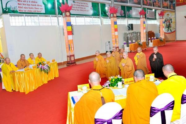 Truyền giới cho giới tử Đại giới đàn Chính Hòa ảnh 4 thanh-hoa-dai-gioi-dan-chinh-hoa-nam-2017-chinh-thuc-truyen-gioi-33_jpg_1503151514.jpg