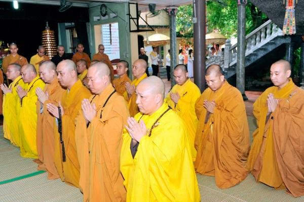 Truyền giới cho giới tử Đại giới đàn Chính Hòa ảnh 10 thanh-hoa-dai-gioi-dan-chinh-hoa-nam-2017-chinh-thuc-truyen-gioi-46_jpg_1503151514.jpg