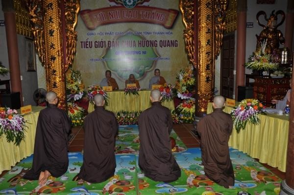 Truyền giới cho giới tử Đại giới đàn Chính Hòa ảnh 6 thanh-hoa-dai-gioi-dan-chinh-hoa-nam-2017-chinh-thuc-truyen-gioi-9_jpg_1503151409.jpg