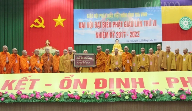 Trang nghiêm Đại hội Phật giáo tỉnh Trà Vinh ảnh 17 26tv.jpg