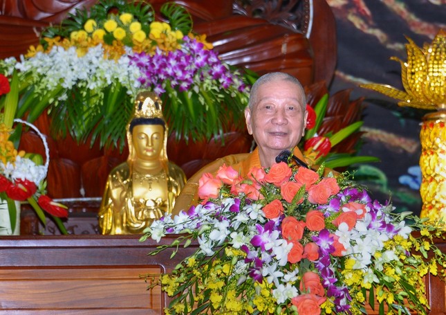 Khoa tu ngay 27-8 (3).JPG