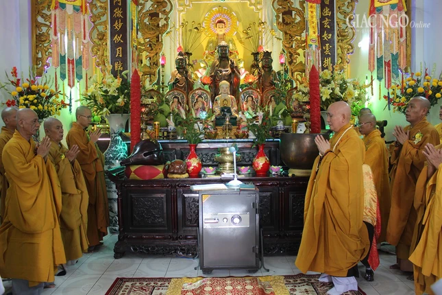 hunglong1 (1 of 1).jpg