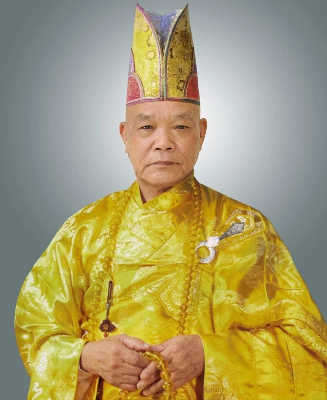 Di ảnh HT. Chí Mãn.jpg