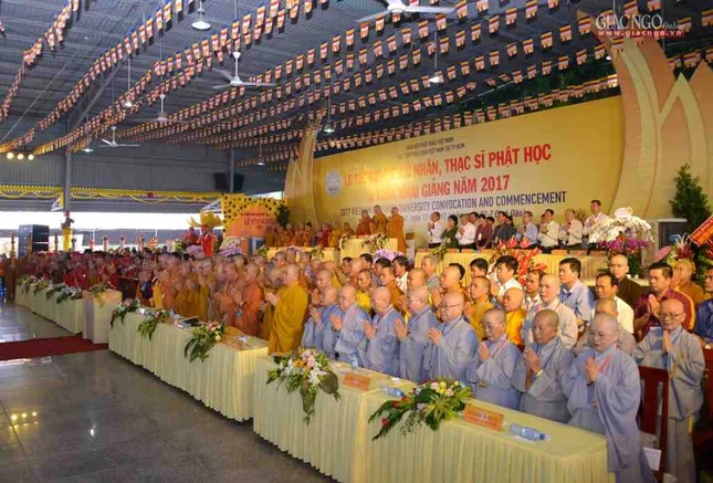 Tot nghiep (11).jpg
