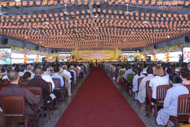Tot nghiep (13a).jpg