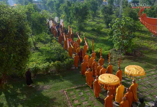 Tot nghiep (8).jpg