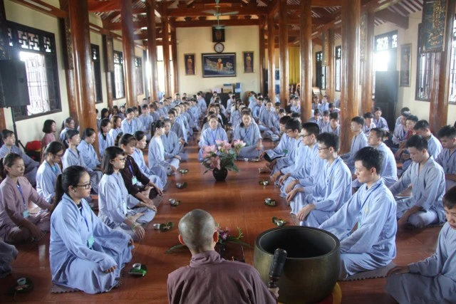 Hơn 200 bạn trẻ về chùa Từ Xuyên tu một ngày ảnh 1 IMG_4111.JPG