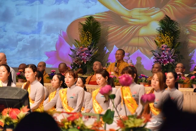 TND_4294_TT. Nhật Từ phát biểu.JPG