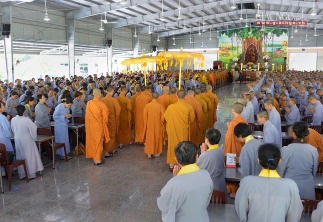 Khoa tu ngay 24-9 (1).jpg