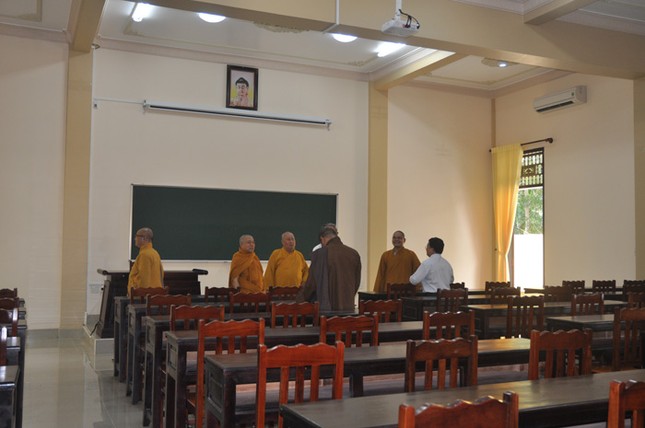 tiengiangcd6.jpg