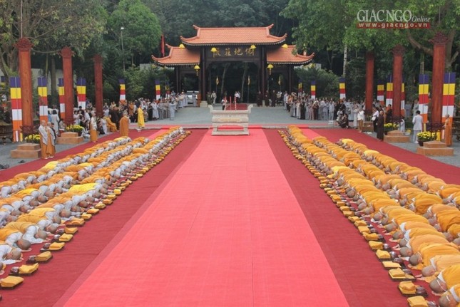 Tấn đàn Tỳ-kheo, chư Ni cầu Chánh pháp ảnh 16 1 a gioidan22.jpg
