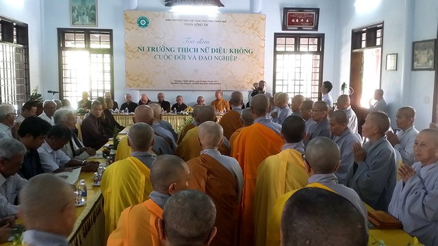 Sư bà Diệu Không - tu sĩ 'có một không hai' ảnh 5 10-10-su-ba-dieu-khongtu-si-dac-biet-5-1507637259771_jpg.jpg