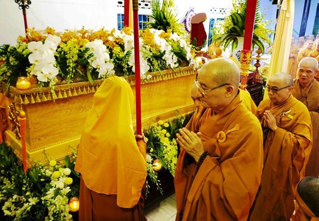 Thỉnh Giác linh HT.Thích Trí Tâm yết Phật, triều Tổ ảnh 6 1__4__896425174.jpg