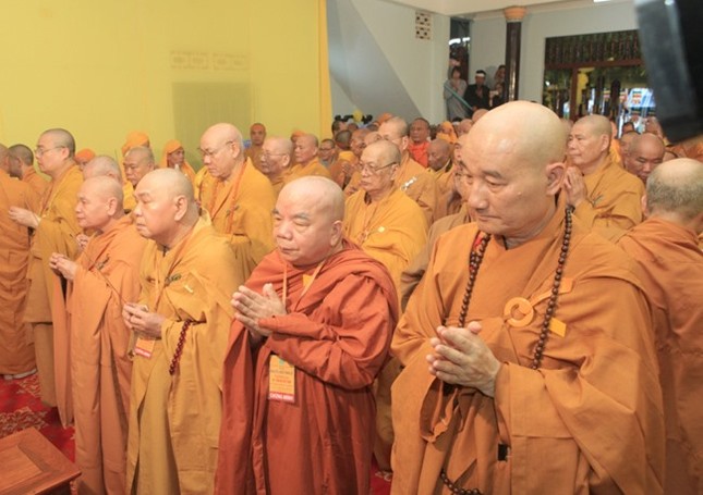 Cung tống kim quan HT.Thích Trí Tâm nhập bảo tháp ảnh 6 1__1__319317916_jpg.jpg